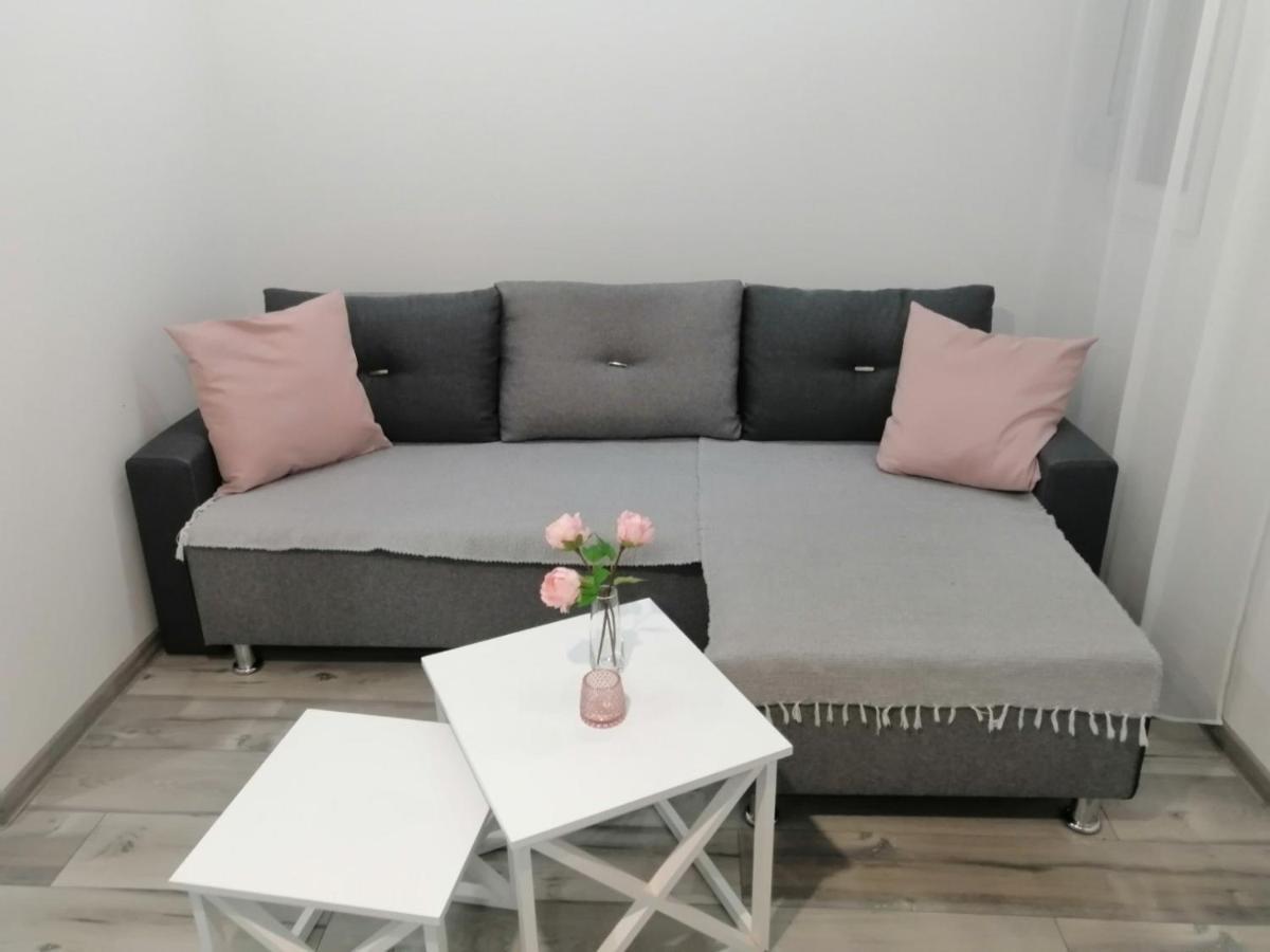 Apartman Petres Sombor Exterior foto