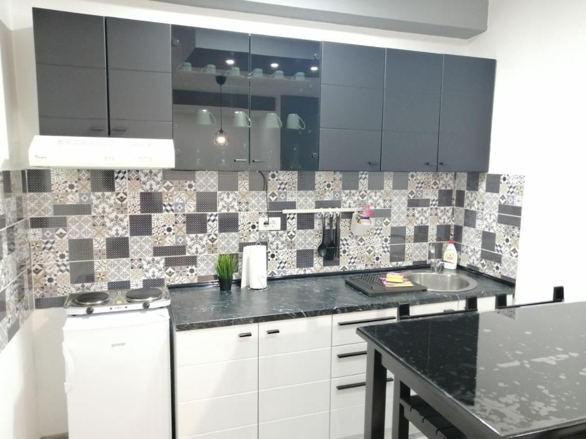Apartman Petres Sombor Exterior foto